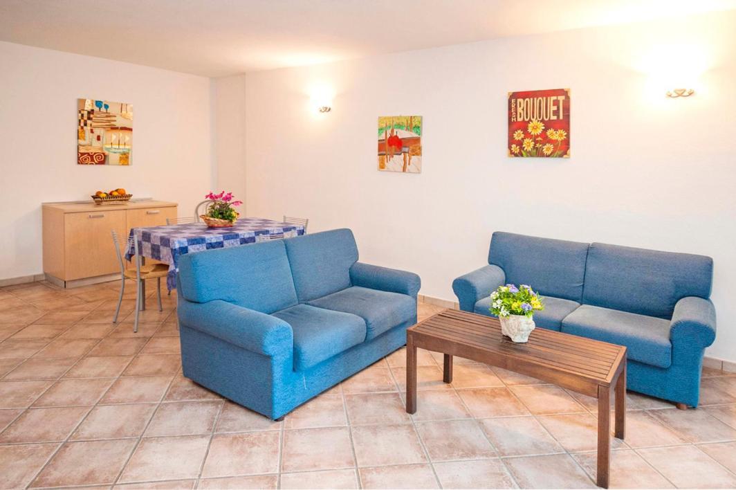 Residence Lu Soli Budoni Affitti Εξωτερικό φωτογραφία