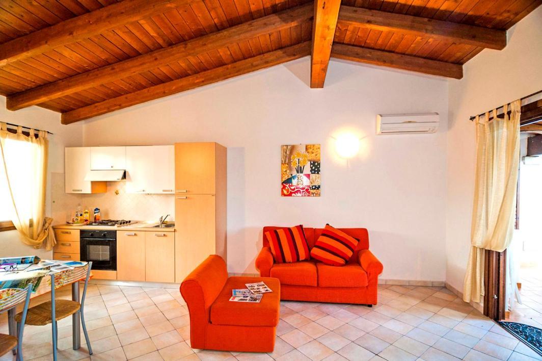 Residence Lu Soli Budoni Affitti Εξωτερικό φωτογραφία