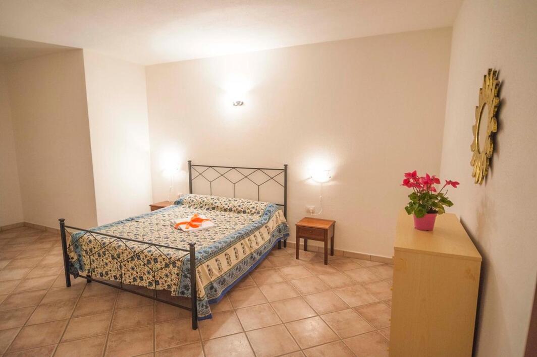 Residence Lu Soli Budoni Affitti Εξωτερικό φωτογραφία